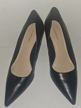 le chateau Black Pointed Toe Pumps - Elegant Women's Heels